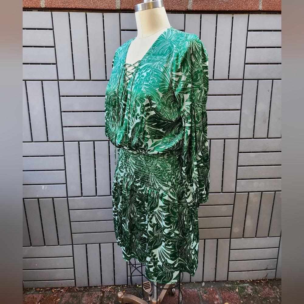 White House Black Market Green Patterned Dress - Picture 3 of 6